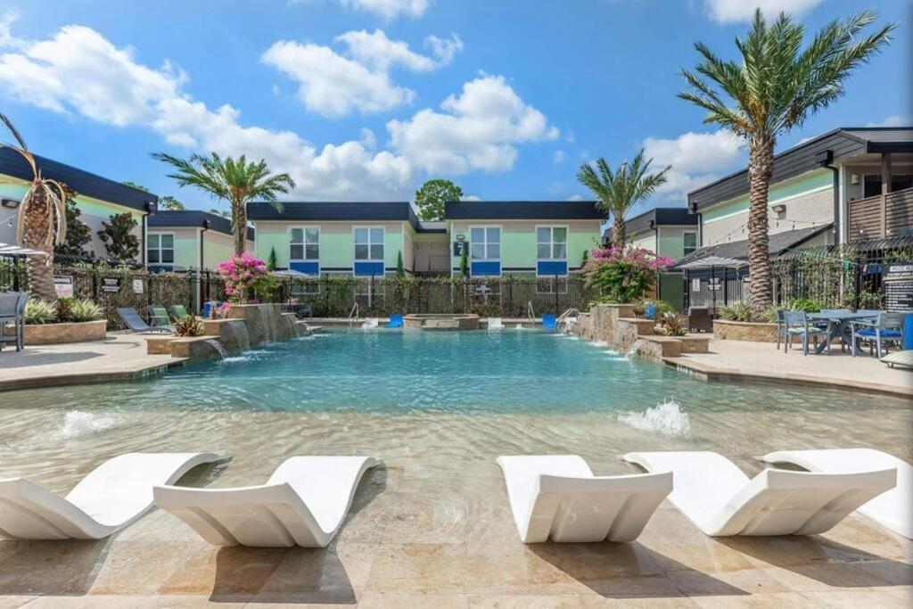 Lovely 2 Bedroom/2 Bath Houston, Heights/Galleria المظهر الخارجي الصورة