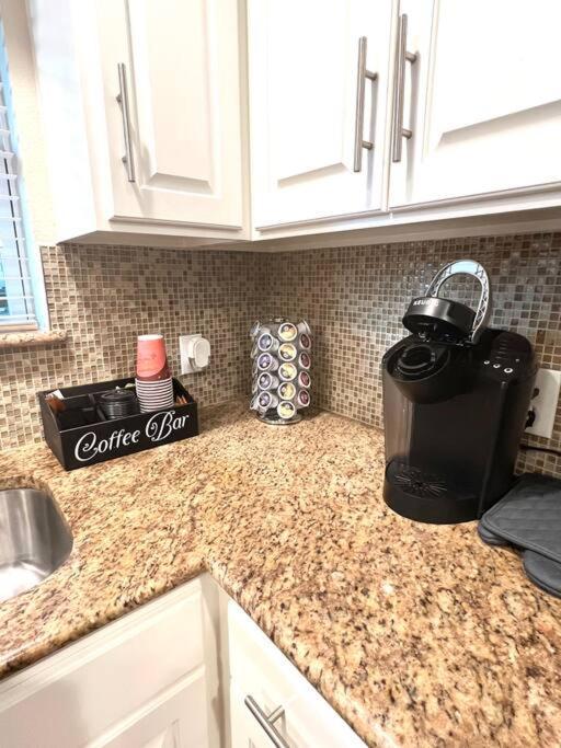 Lovely 2 Bedroom/2 Bath Houston, Heights/Galleria المظهر الخارجي الصورة